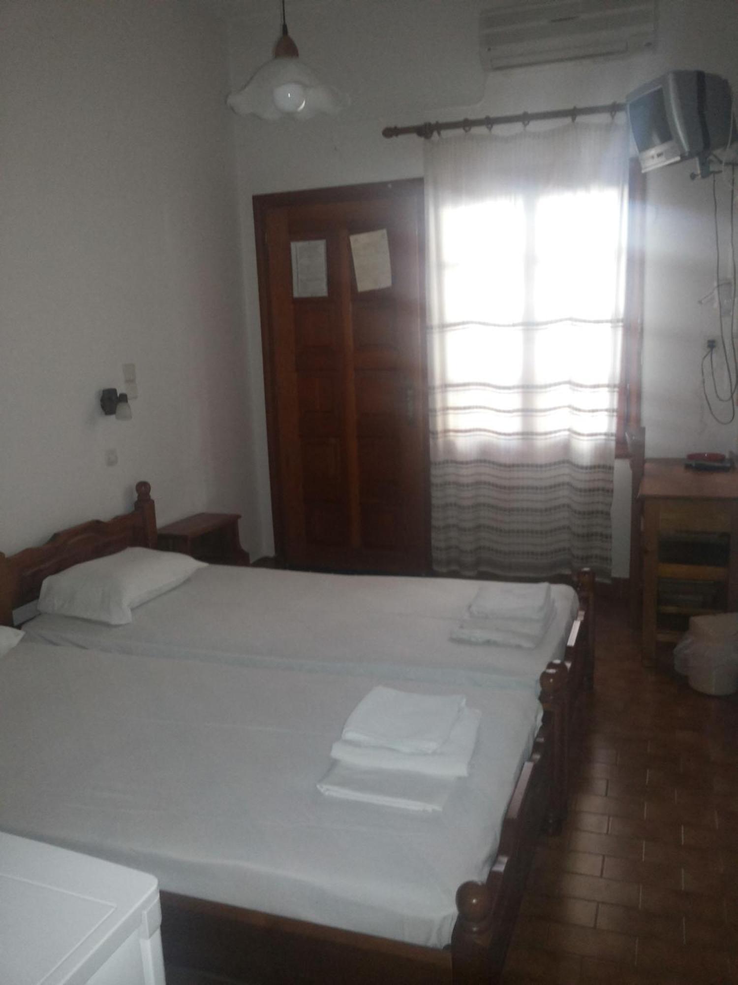 פליאוחורה Stelios Rooms חדר תמונה