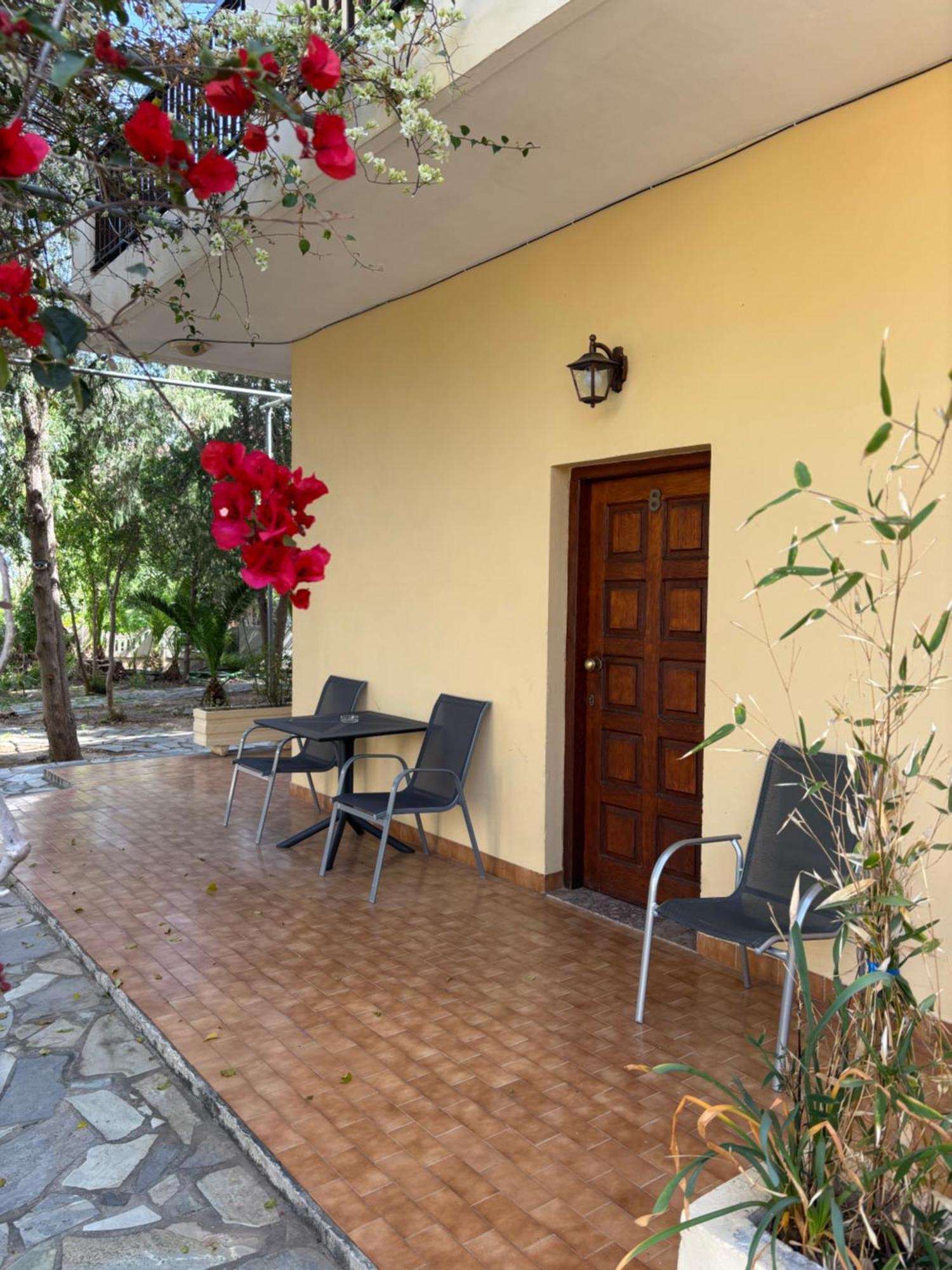 פליאוחורה Stelios Rooms מראה חיצוני תמונה